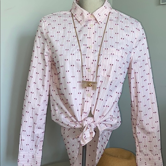 GAP Tops - Pink Gap fitted boyfriend shirt